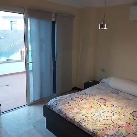 Frataga Playa Honda (Lanzarote)